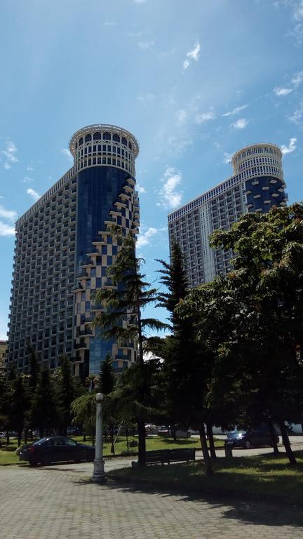 Apartments Batumi Batoumi Extérieur photo